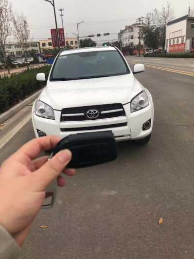 е15RAV4