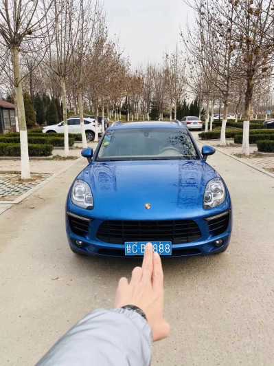 22걣ʱTaycan