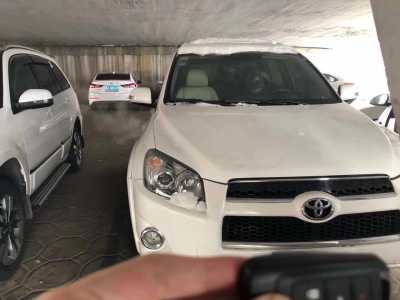 ̨19RAV4