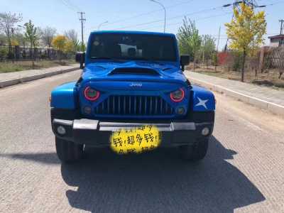 е23JEEP
