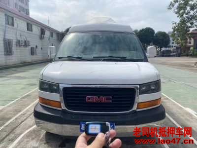 13GMCSavana