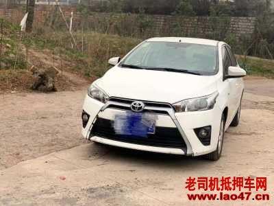 ̨19YARiS L 