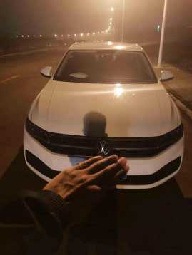 23±