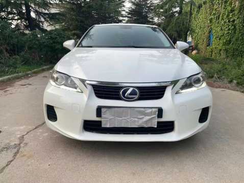 17׿˹CT200h