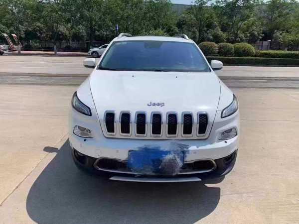 18JEEPɹ
