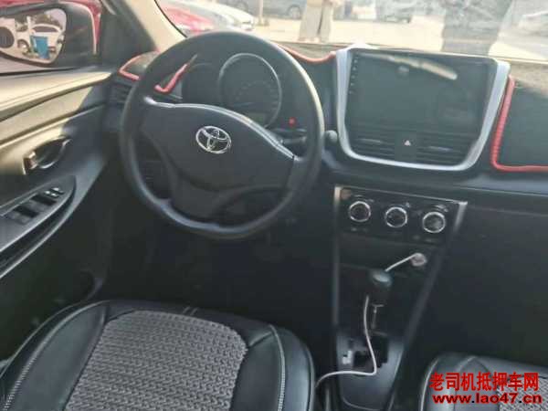 ̨23YARiS L 