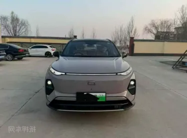 2026年奔腾悦意抵押车外观实拍