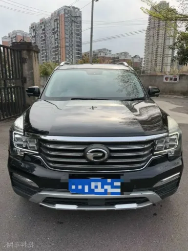 2017年传祺GS8抵押车外观实拍