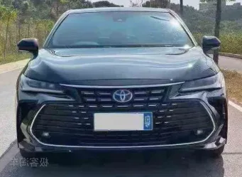 2023年丰田亚洲龙抵押车外观实拍