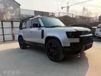 路虎卫士抵押车内饰实拍