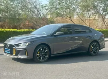 传祺影豹抵押车内饰实拍