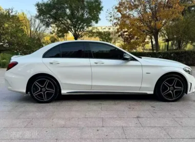 奔驰C抵押车内饰实拍