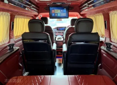 奔驰多士星抵押车内饰实拍