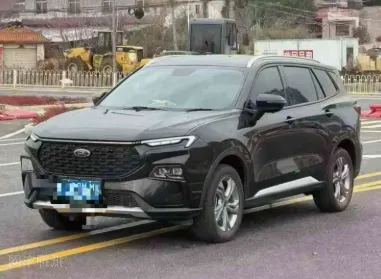 福特领睿抵押车内饰实拍