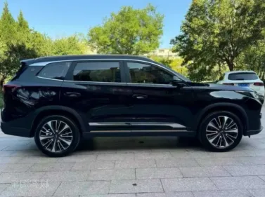 奇瑞瑞虎抵押车内饰实拍