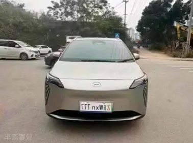 手续复杂的二手车为什么不能买？GPS隐患与产权风险深度解析