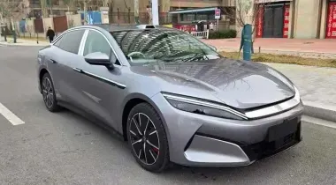 2026年比亚迪汉抵押车外观实拍