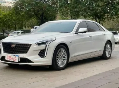2021年凯迪拉克CT6抵押车外观实拍