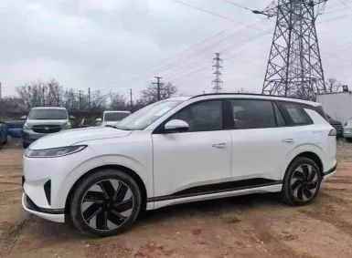 2025年东风奕派抵押车外观实拍