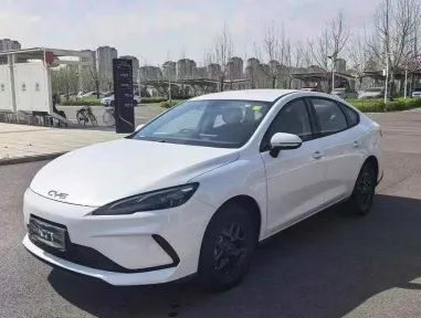 2026年比亚迪海豹抵押车外观实拍