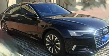 2022年奥迪A6L抵押车外观实拍