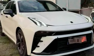 2025年领克03抵押车外观实拍