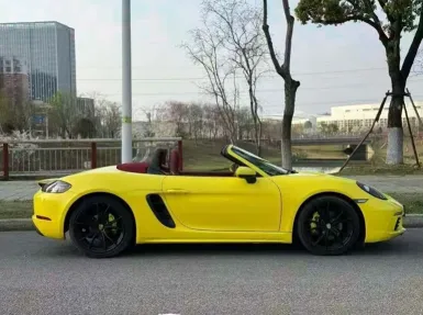 2019年保时捷718抵押车外观实拍