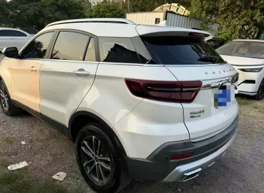 福特领界抵押车内饰实拍