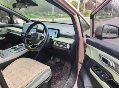 传祺埃安Y抵押车内饰实拍