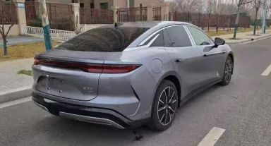 比亚迪汉抵押车内饰实拍