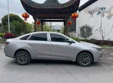 吉利几何抵押车内饰实拍