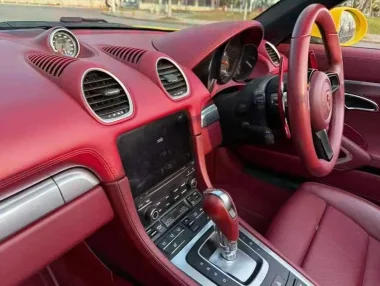 保时捷718抵押车内饰实拍