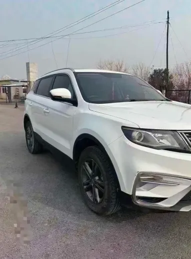 吉利博越抵押车内饰实拍