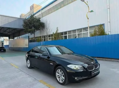 宝马5系抵押车内饰实拍