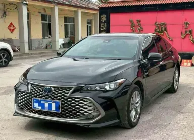 2021年丰田亚洲龙抵押车外观实拍