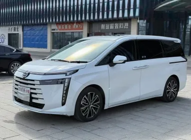 传祺E8抵押车内饰实拍