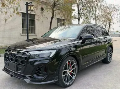 奥迪Q7抵押车内饰实拍