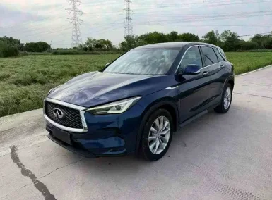 英菲尼迪QX50抵押车内饰实拍
