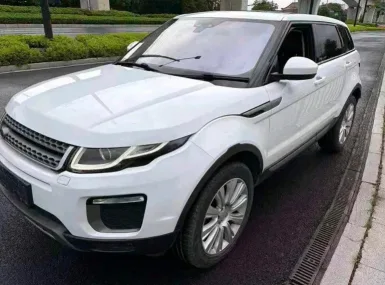 路虎揽胜抵押车内饰实拍