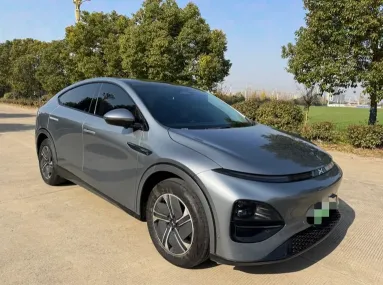 2023年小鹏汽车G6抵押车外观实拍