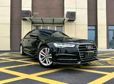 2018年奥迪A6L抵押车外观实拍