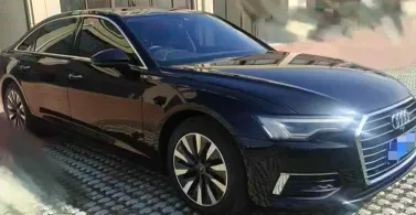 2022年奥迪A6L抵押车外观实拍