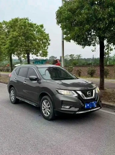 日产奇骏抵押车内饰实拍